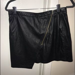 Leather envelope skirt